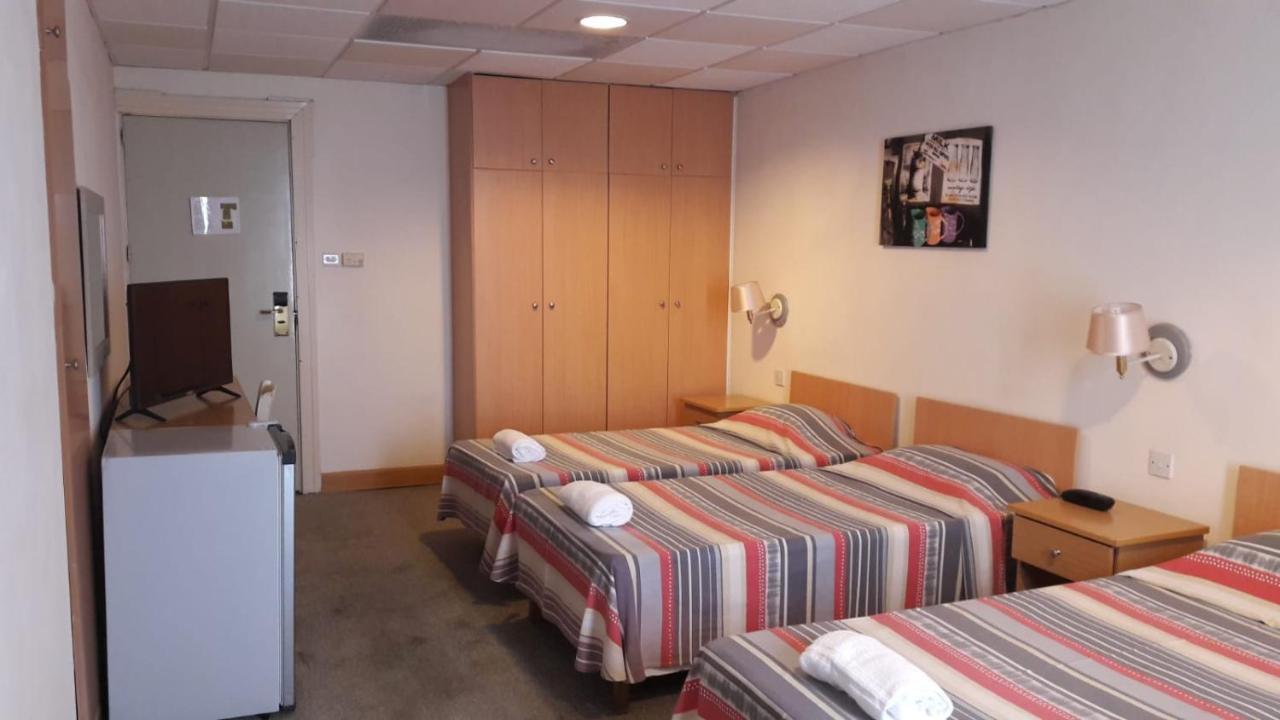 Hotel Tropicana 2*