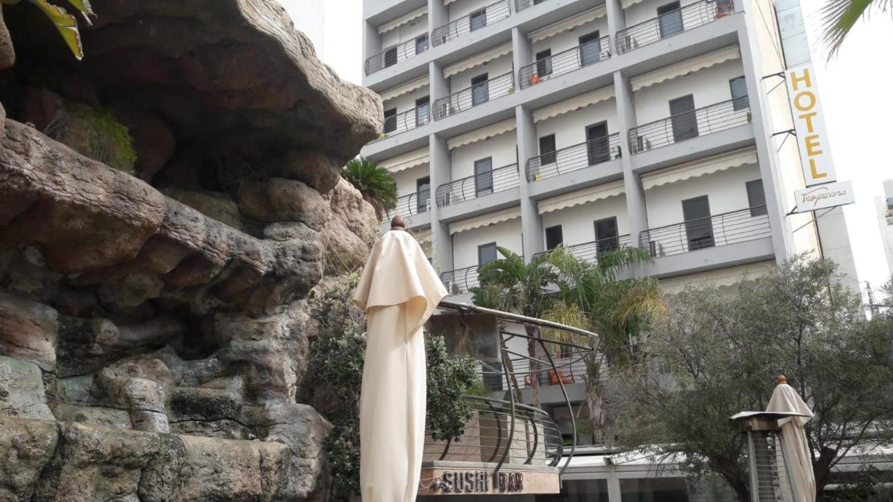 Hotel Tropicana