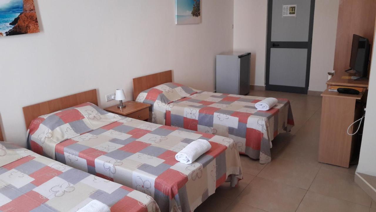 Hotel Tropicana